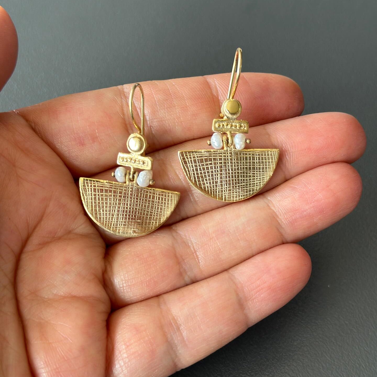 Selena Lapis Lazuli Necklace and Earrings Set - 14K Gold Plated