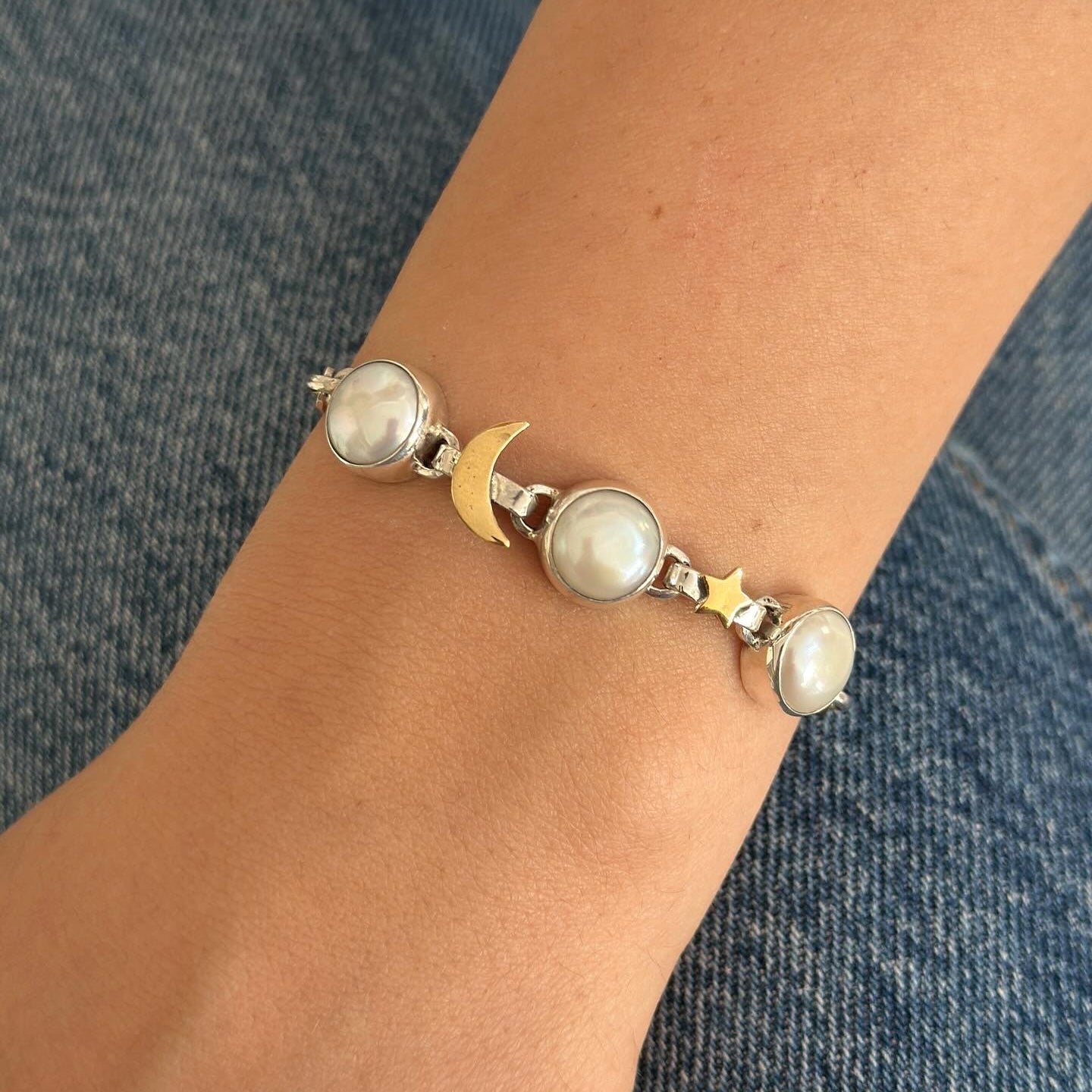 Moon & Star Pearl Bracelet – Sterling Silver with Gold Details