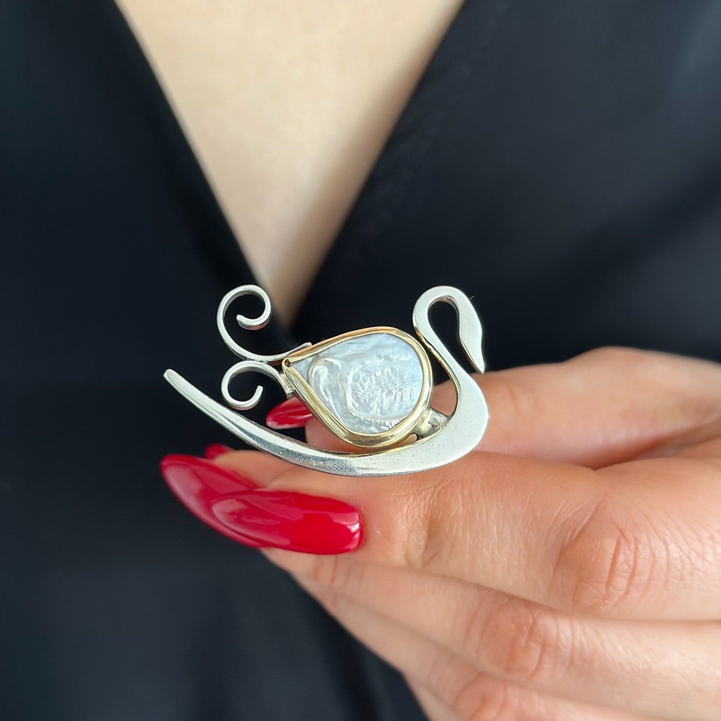 Silver Swan Ring with Pearl