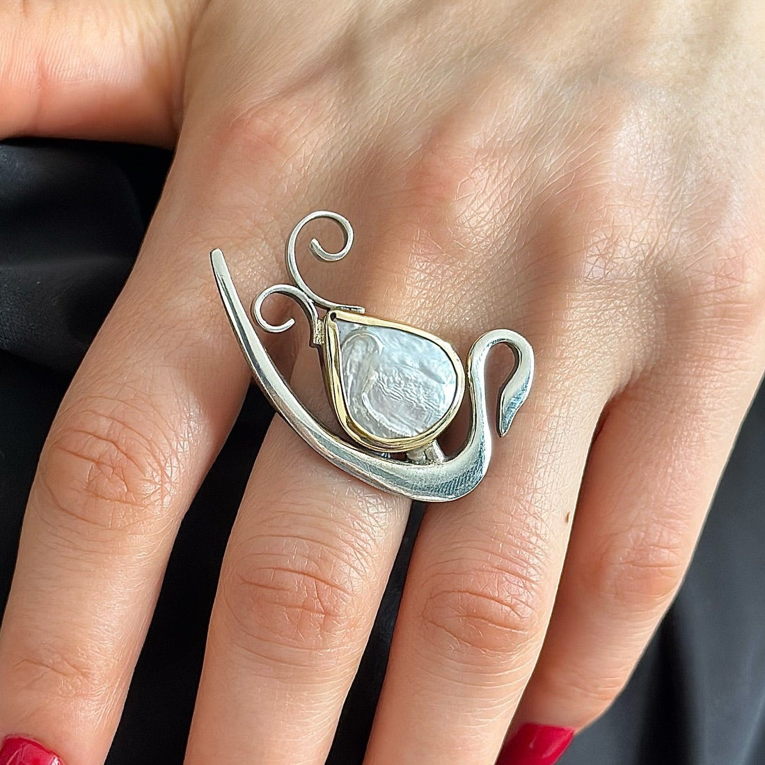 Silver Swan Ring with Pearl