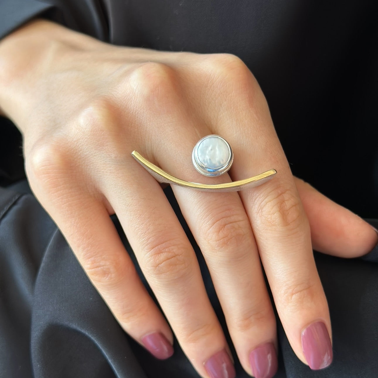 Silver Curve Ring with Pearl