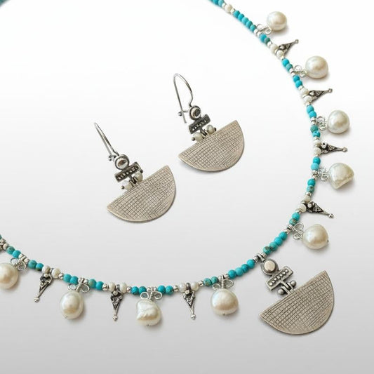 Selena Turquoise Necklace and Earrings Set