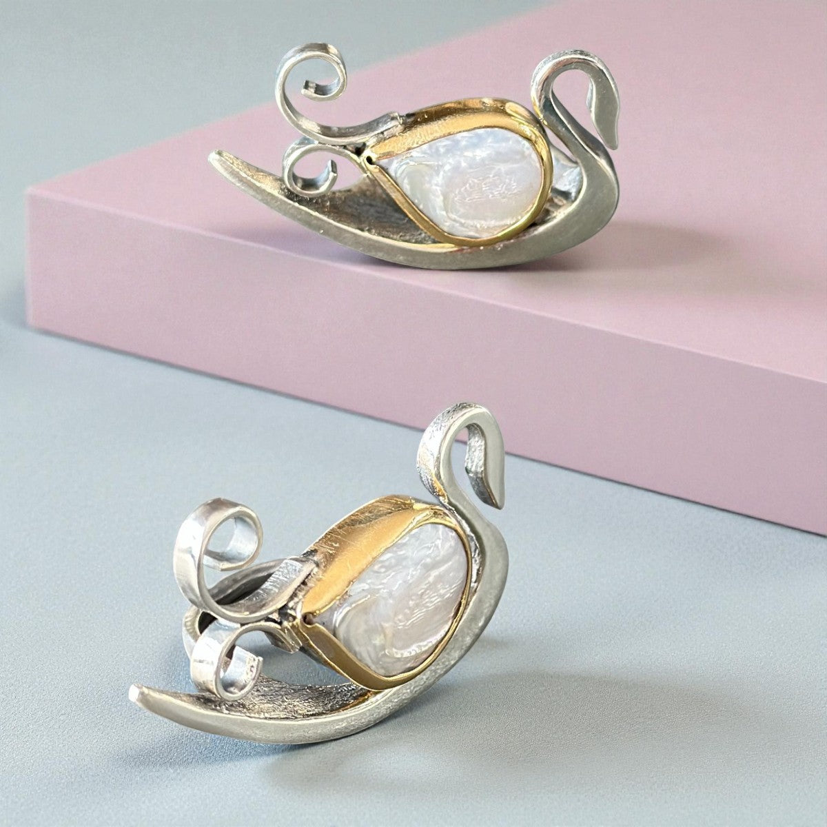 Silver Swan Ring with Pearl